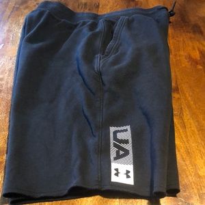 Men’s under amour loose fit cold gear